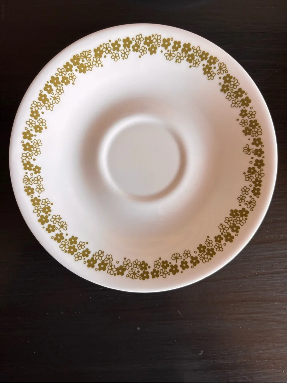 Corelle By Corning Spring Blossom Crazy Daisy Tea Coffee Saucers Set of 4 1970s